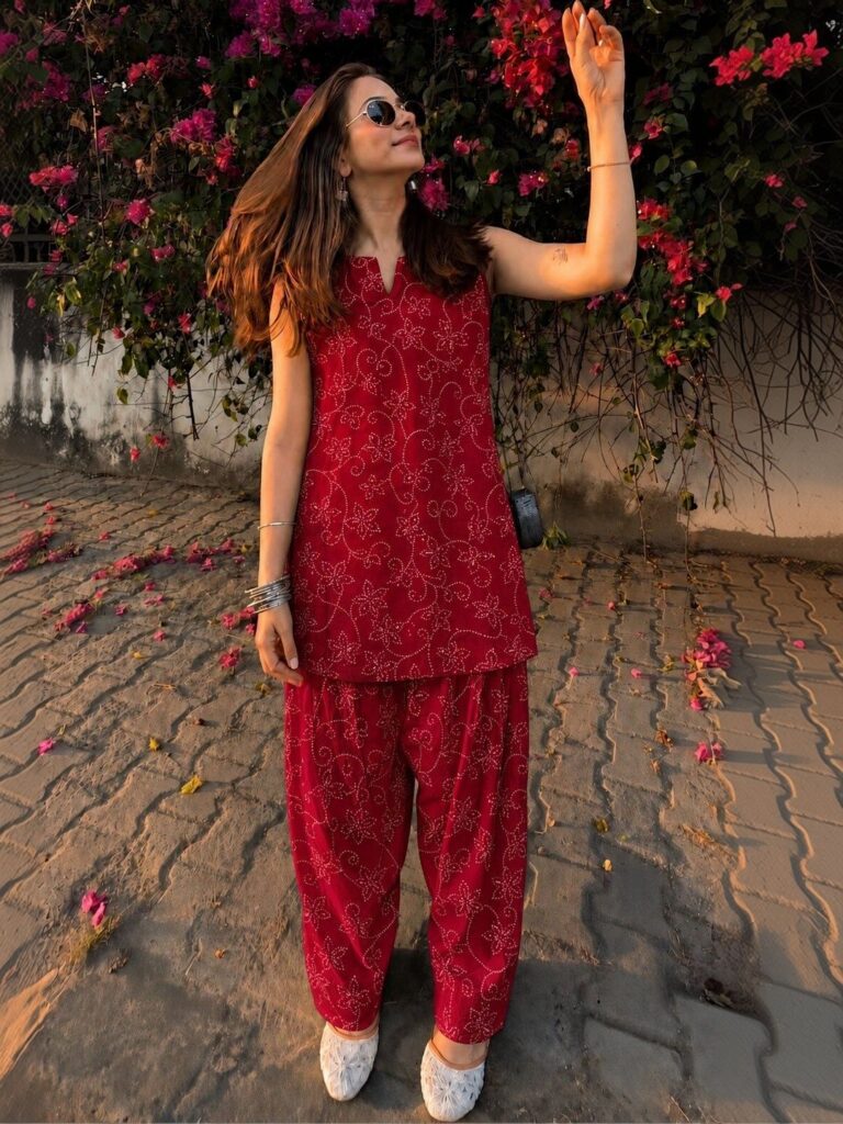 Women Printed Kurti with Patiala (M)